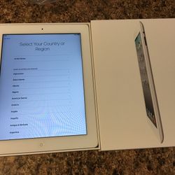 IPAD 2 16gb with box and charger