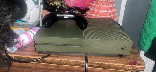 Xbox one s (pick up and Cash App only)