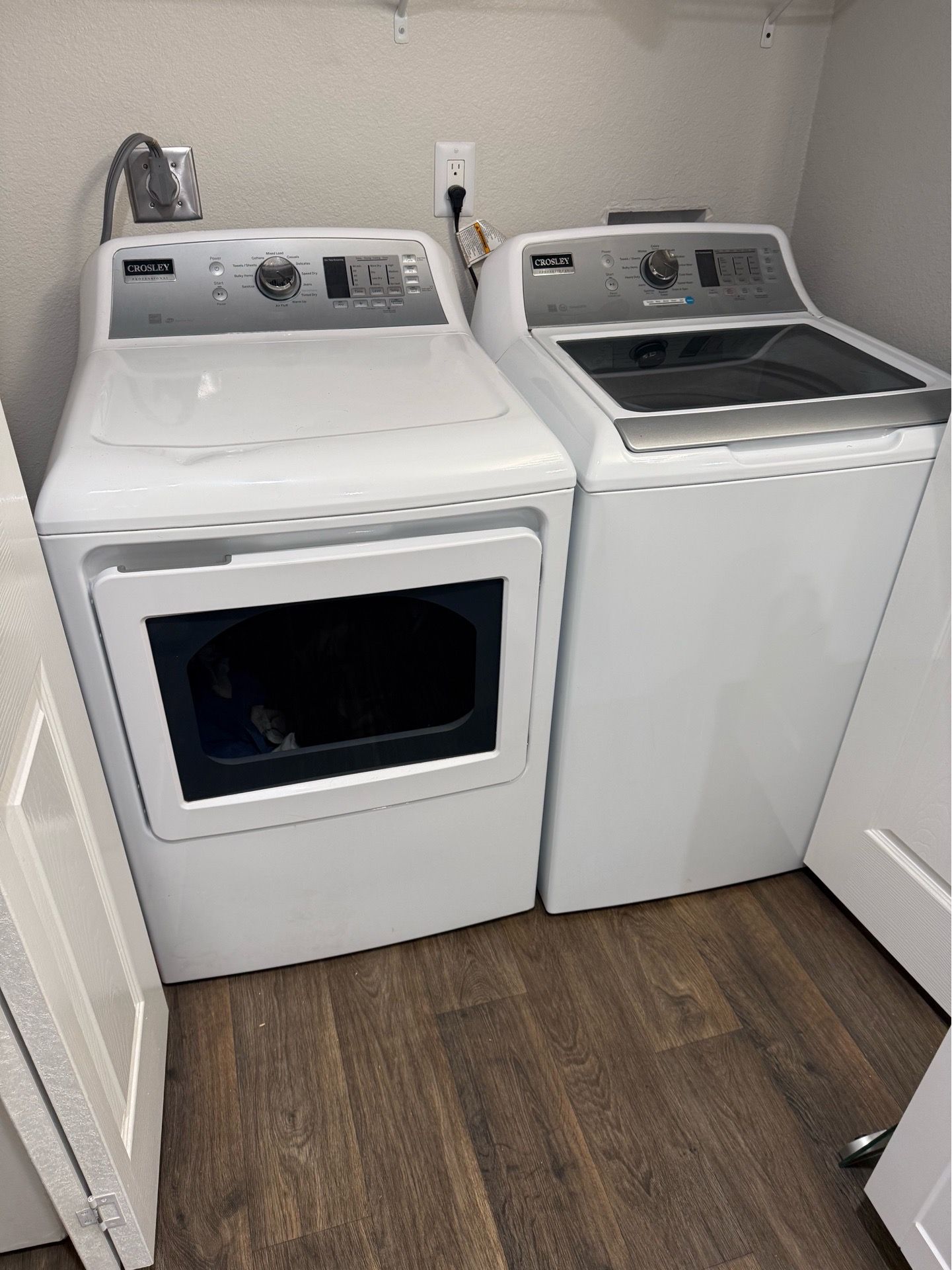 Laundry washer and dryer