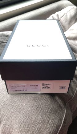 Gucci Slippers/flip flops!!! $200 obo