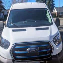 2023 Ford E-Transit-350