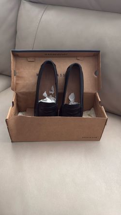 Bass Weejuns- Black Leather Ladies Size 8