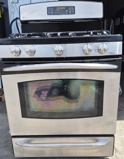 GE Gas Stove