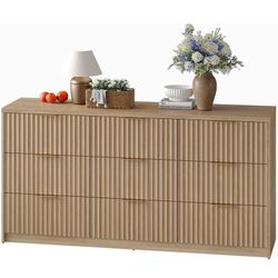 9 Drawer Fluted Dresser