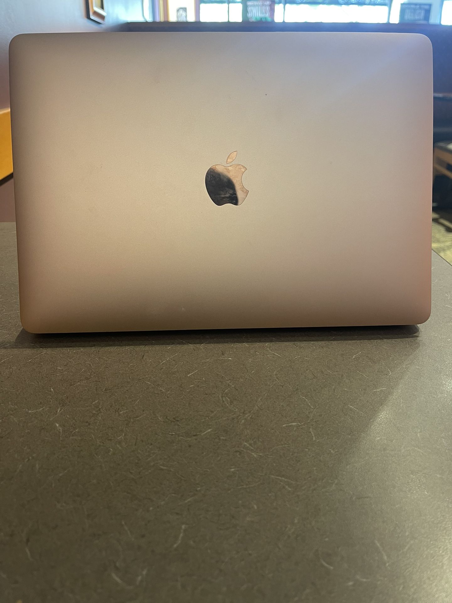 MacBook Air 13 (M1 Chip)