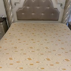King Size Mattress Sanitized Super Clean