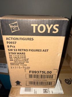 Case Sealed of Star Wars Retro Figures