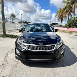 2015 Kia optima clean title 95k miles  6500$ full price we finance with $3000