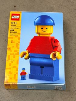 Lego buildable minifigure