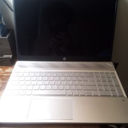 HP Pavilion Laptop 