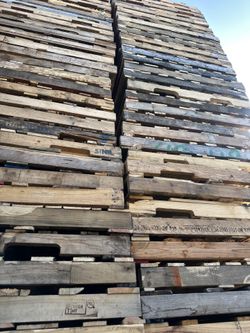 Regular pallets. 48x40