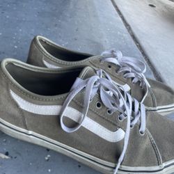 Vans Old Skool Dark green Size 9.5