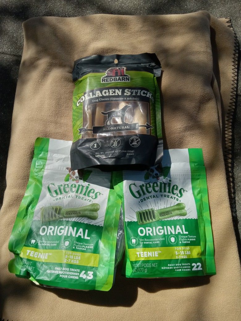 Dog Dental Treats And Collagen Sticks