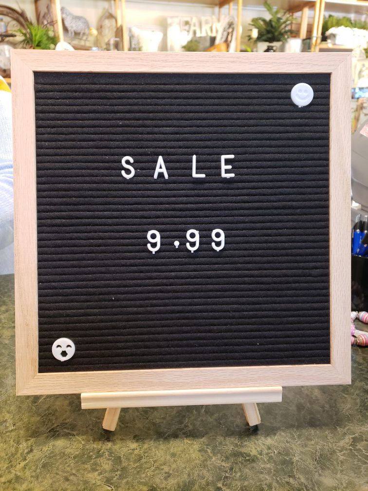 New wood letter board w/ stand letters & numbers