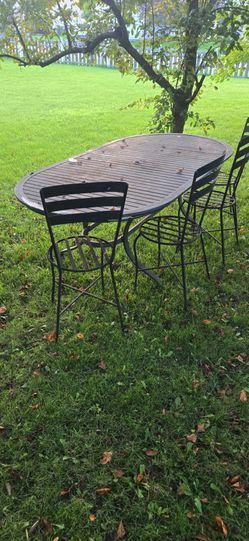 Outdoor Aluminum table  and 4 chairs  set