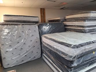 Queen Double Pillow Top Firm Two-Sided Mattress Fast Delivery Factory Direct Prices