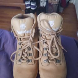 Timberlands 10.5 Size In Men 