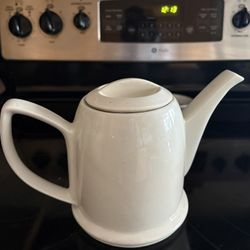 Vintage Teapot In Walnut Creek 