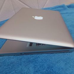 Apple MacBook Pro  13” I5/8GB/256GB SSD $140