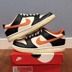 Nike Dunk Low PRM Halloween (Grade School)