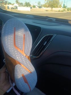 Lebrons basketball shoes