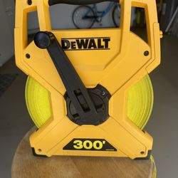 Dewalt 300’ Measuring Tape
