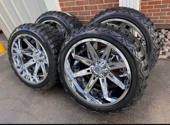 NEW 22x12 edge offroad wheels wrapped in 285/45r22 RBP tires