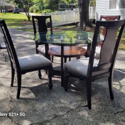 5 Piece Dining Set DELIVERY AVAILABLE