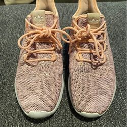 Women’s Adidas Sneakers Size 10 women’s