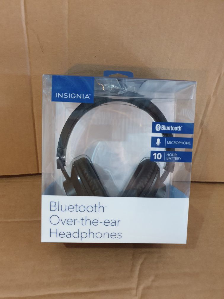 Insignia Bluetooth Over the Ear Bluetooth Headphone