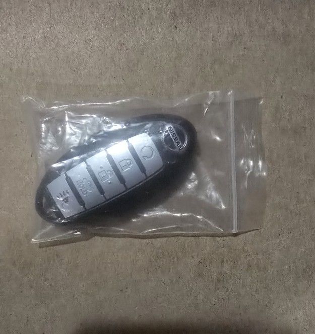 Nissan Fob 2016-2019