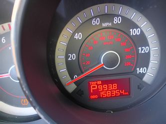 2013 Kia forte,2 dr,automatic cold A/C,4 ,cili 2,0 engine clean title