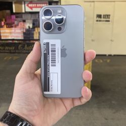 iPhone 16 Pro 128GB 