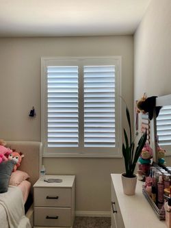 Solid Wood Plantation Shutters for Windows, Sliding Doors & Closet Doors - Factory Direct Pricing & Professional Installation (Persianas de Madera)