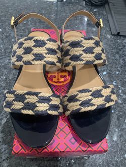 Tory Burch Strap Back Sandals Size 8