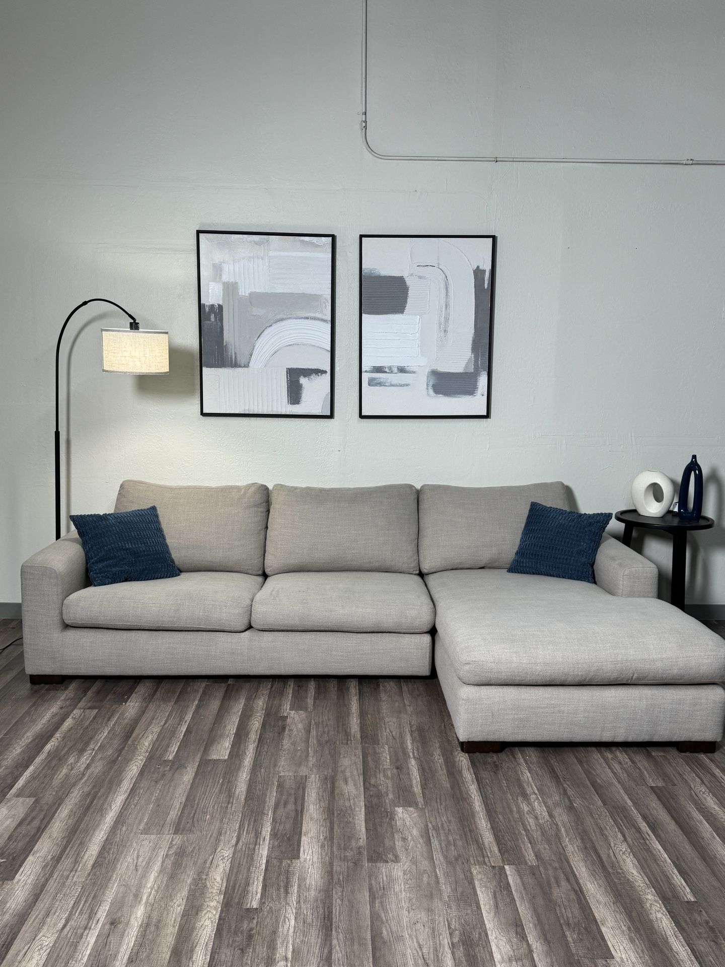 FREE DELIVERY Beige Sectional Couch Sofa