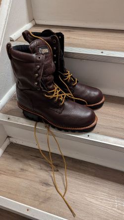 Women "New" Gore Tex boots size 9