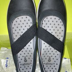 Ahnu Telegraph Leather Women’s Size 10 Slip On Shoes