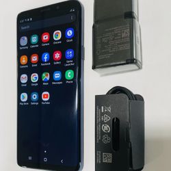 Samsung galaxy s9 plus (64 Gb)unlocked , Sold with store warranty 