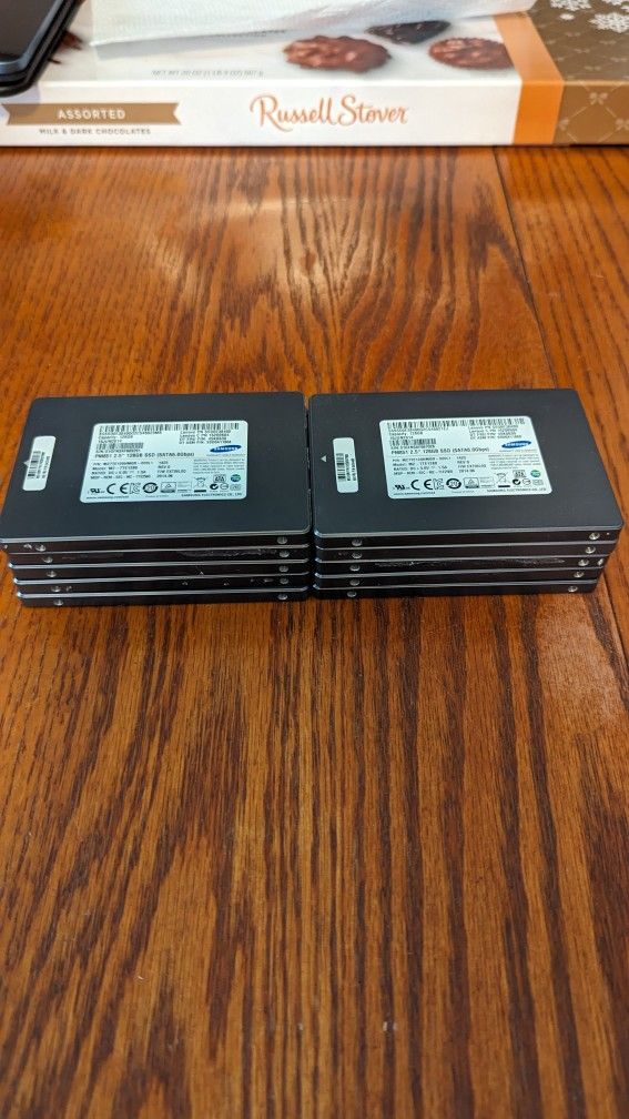 10x 128GB Samsung SSD Lot