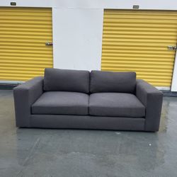 Crate And Barrel Sofa Free Delivery 