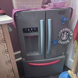 Kids Realistic Toy Fridge With Batteries Included 