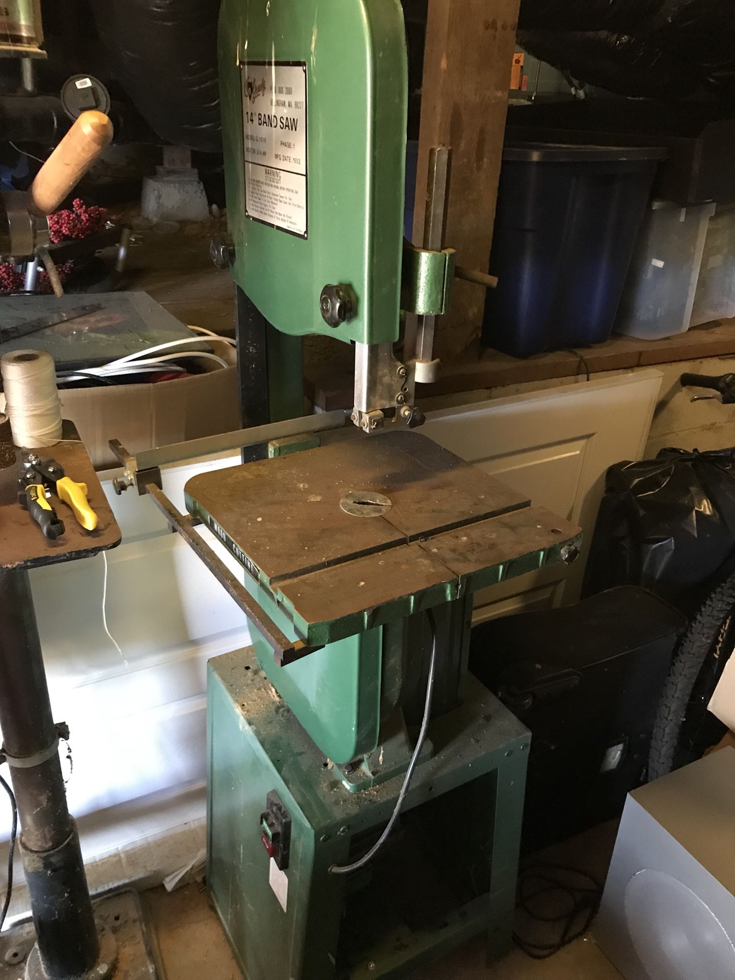 Grizzly Band Saw Model G1019