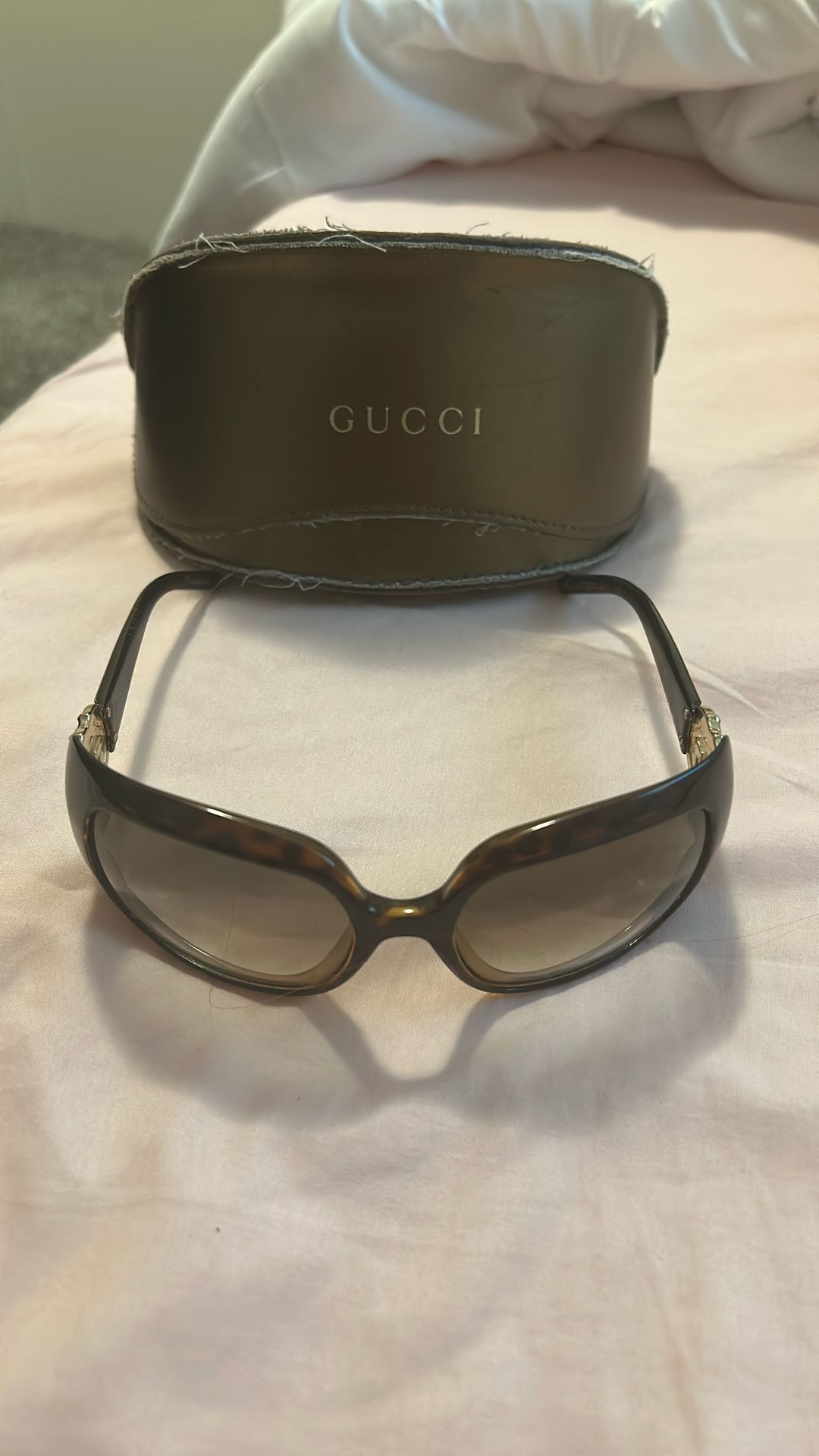 Gucci-Sunglasses-Woman’s