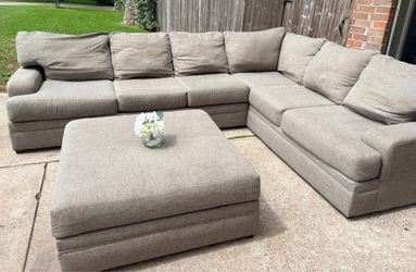 Sectional couch