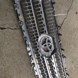 Toyota Tacoma Grill