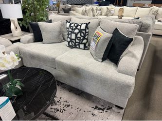Deep seating custom sofa loveseat! 🏡💙🙏 many colors!