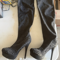 Womens boots 9.5