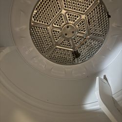 Eclectic Cloth Dryer Machine