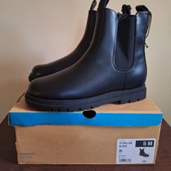 Girls Boots Size 5 Fits 6.5 Womens